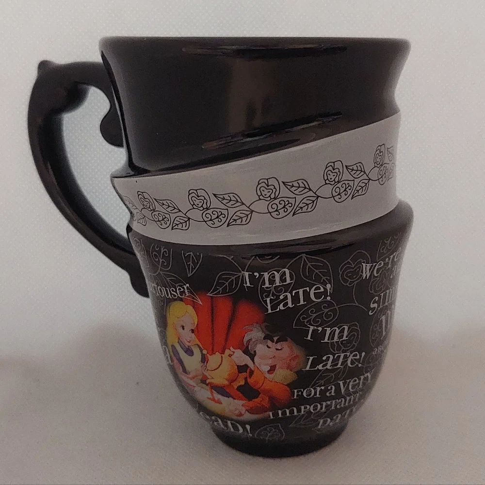 Alice in Wonderland "Drink Me" Disney Parks Exclusive Mug - Picture 5 of 9
